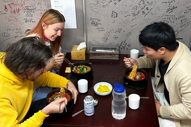 Street Food Tour in Jongno, Heart of Seoul - Logistics that actually matter for your 2:00 pm start