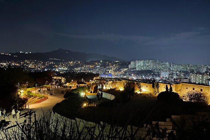 Sunset Walking Tour in Naksan Park with Dinner - Naksan Park: An Easy Hill Hike With Seoul Skyline Views