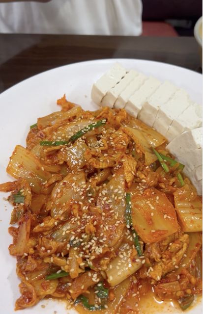 Taste hidden street food in Seoul with a 2.5h food tour - What those 5–6 tastings really mean for your appetite