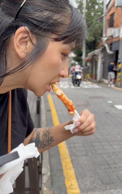 Taste hidden street food in Seoul with a 2.5h food tour - Should you book Foodeez Food Tours?