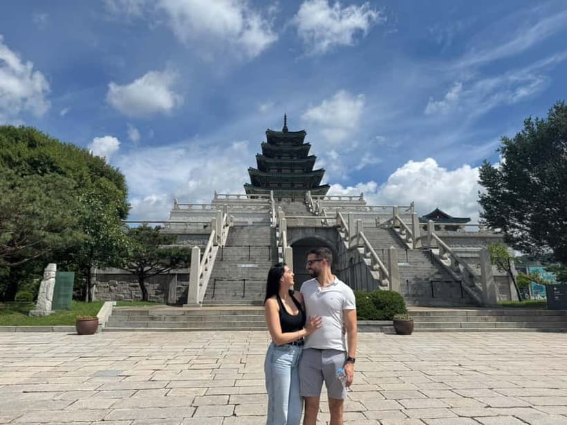 Time Travel in Seoul: Gyeongbokgung, Folk Museum & Bukchon - Who should book this time-travel style Seoul afternoon?