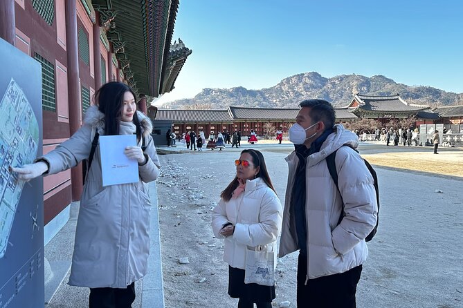 Time Travel in Seoul: Gyeongbokgung Palace, Folk Museum & Bukchon - Bukchon Hanok Village: quieter alleys and a rooftop tea break