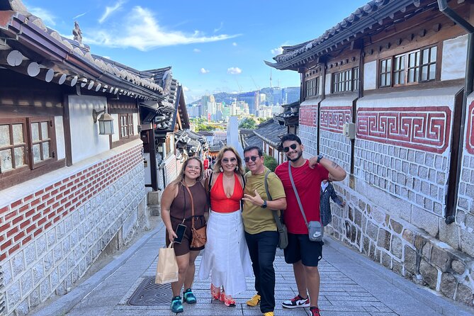 Time Travel in Seoul: Gyeongbokgung Palace, Folk Museum & Bukchon - Who should book this tour—and who might prefer another plan