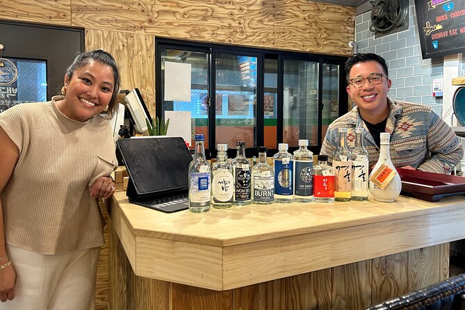 Traditional Soju Class and Makgeolli Tasting in Seoul - Premium Makgeolli First: The Difference Between Commercial and Traditional