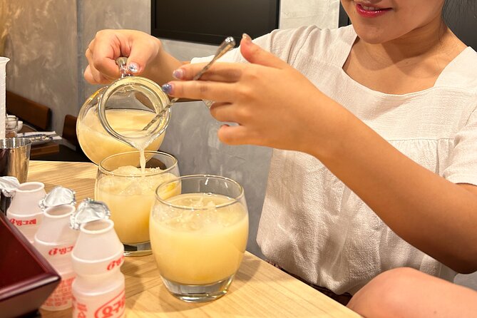 Traditional Soju Class and Makgeolli Tasting in Seoul - Joe the Guide: What Makes This Class Feel Like a Skill Lesson