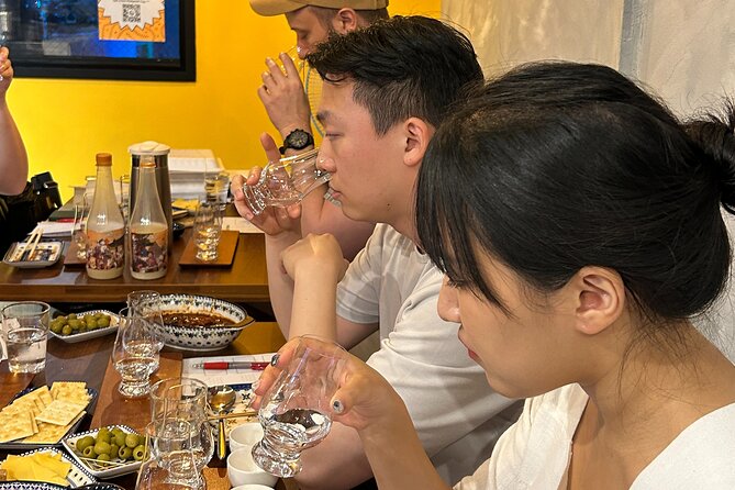 Traditional Soju Class and Makgeolli Tasting in Seoul - Meeting in Seoul’s Ahyeon-dong: Plan for Easy-to-Miss Details