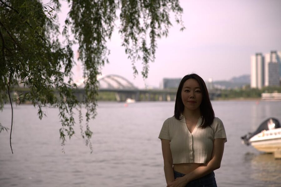 Unique Native Experience : Han River Picnic, Board game, BBQ - The Team Game Moment: Playing Yutnori Without Feeling Lost
