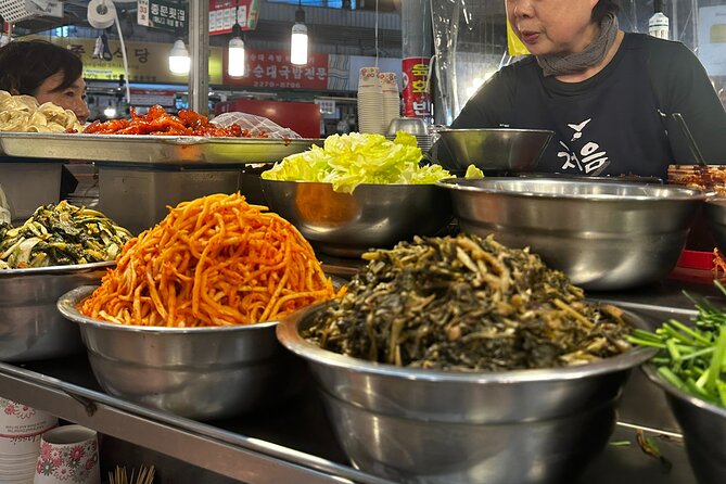 Vegan & Vegetarian Korean Market Adventure Gwangjang Market - Vegan and vegetarian confidence: how the guide handles the tricky stuff