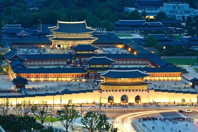 Walking Tour with Gyeongbokgung Palace, Bukchon, Insadong - Bukchon Hanok Village: streets first, then the details
