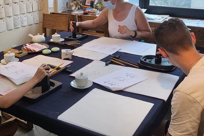 Write a Meaningful Korean Calligraphy Scroll in Insadong - Timing Tips: Fit It Into Insadong Without Stress
