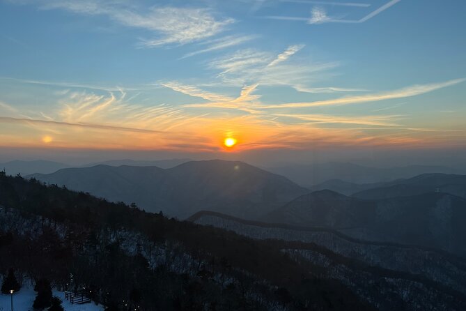 Yongpyong Ski Resort from Seoul with Optional Lesson and Packages - Pick Your Package: Shuttle Only, Essential, or Full Ski access